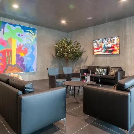 Cabinn Apartments 2*