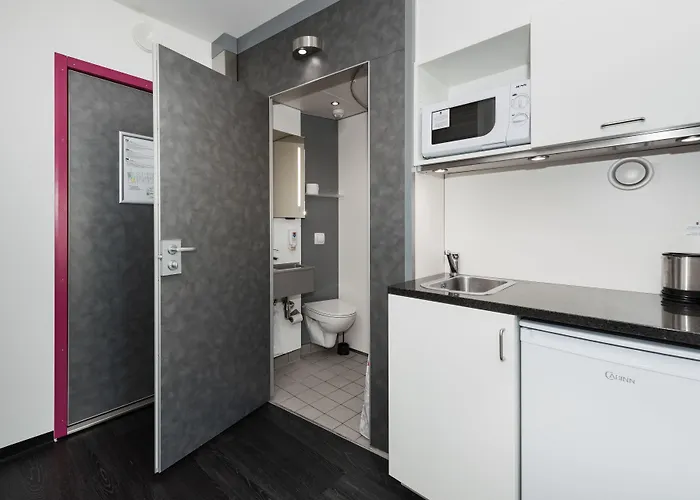 Cabinn Apartments 2*